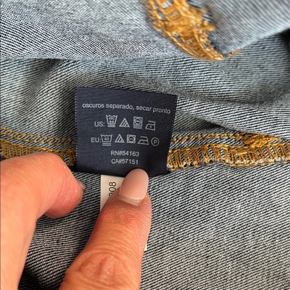 NWOT Tommy Hilfiger Dark Denim Skirt Gold Button Closure Belt Loops, Size 10 - Picture 9 of 9